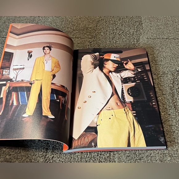 NCT 127 질주 2 Baddies 4th Album 2 Baddies Version w/ Poster K-Pop Kpop Boy Group - Picture 5 of 16